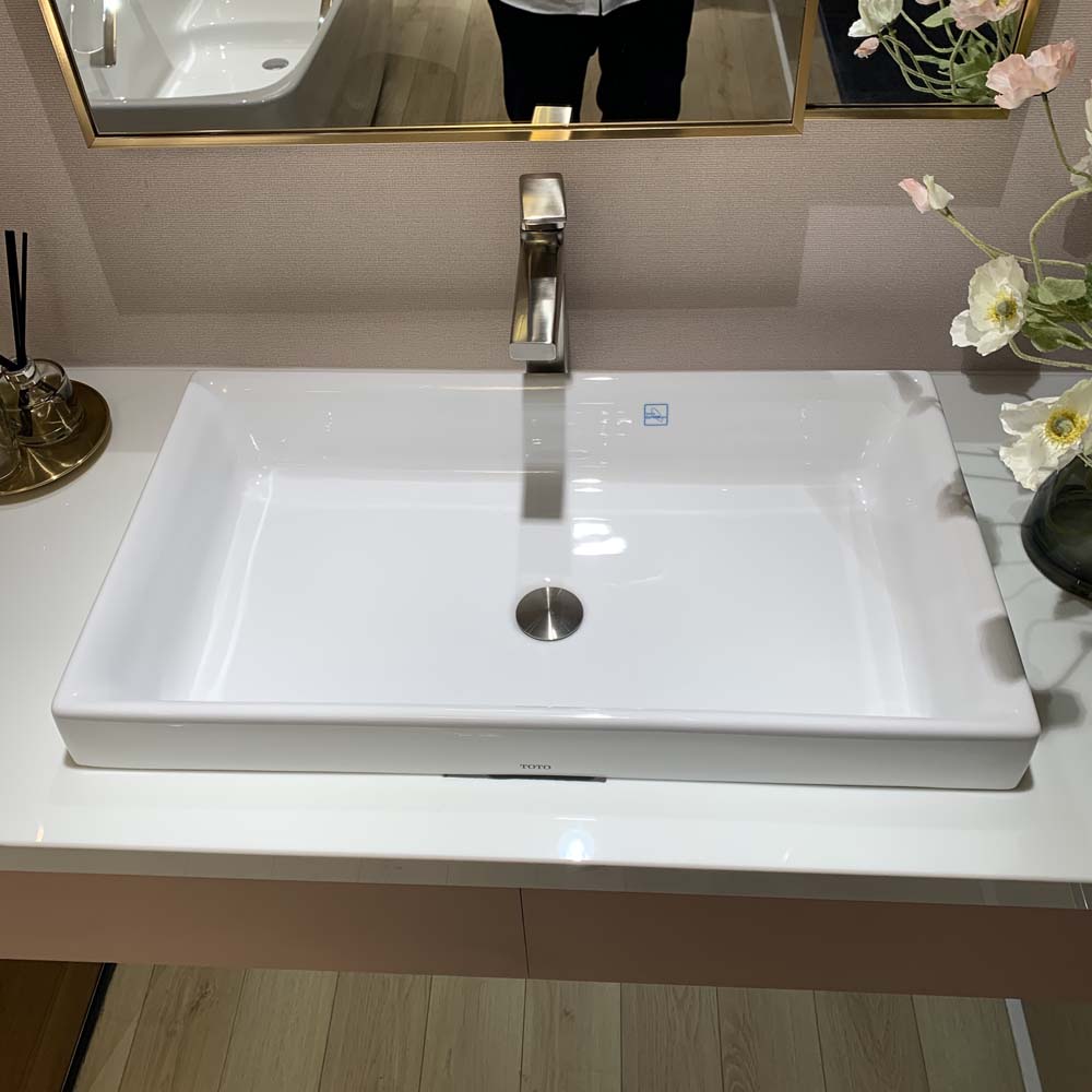 Chậu rửa lavabo đặt bàn TOTO LT1717 - 2