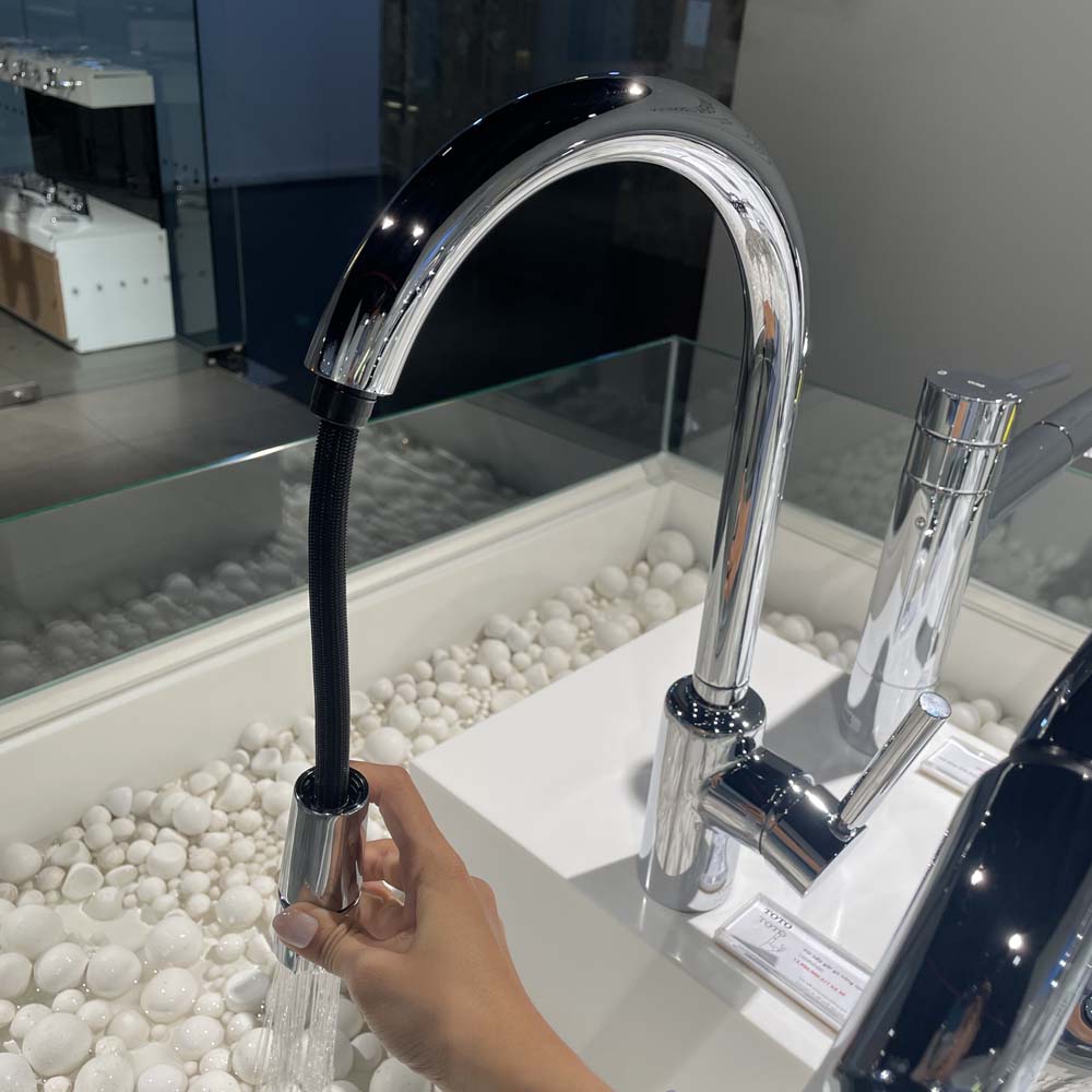 Vòi bếp nóng lạnh TOTO TX608KNBR - 8