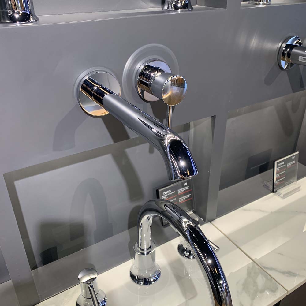 Vòi lavabo nóng lạnh gắn tường LN TOTO TLS02308B - 4