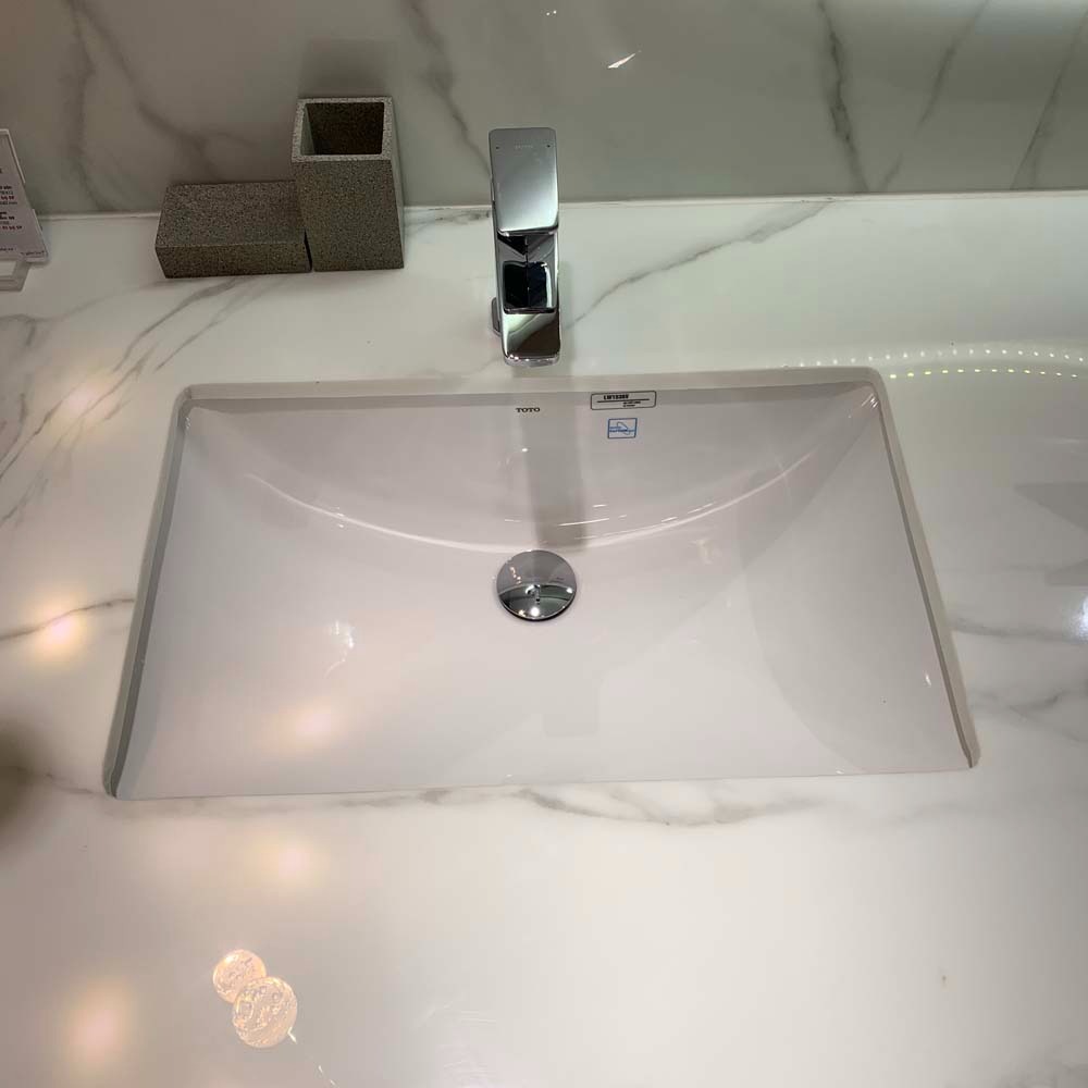 Chậu rửa mặt lavabo âm bàn TOTO LW1536V#XW TL516GV kèm giá đỡ - 8