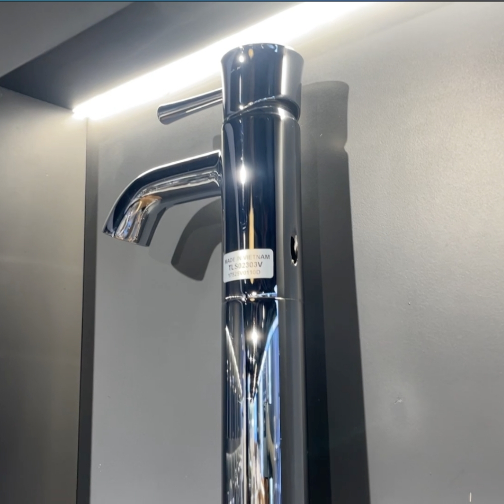 Vòi lavabo nóng lạnh LN TOTO TLS02303V - 3