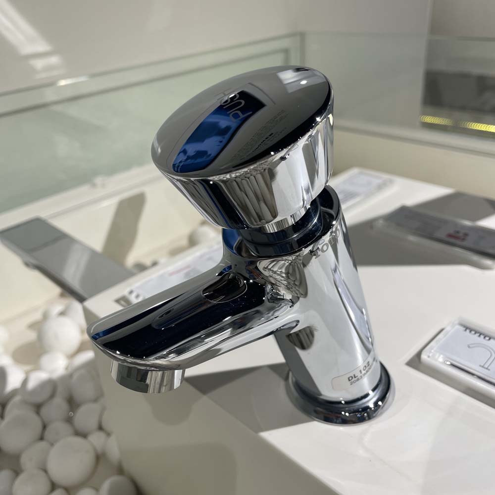 Vòi lavabo lạnh bán tự động TOTO DL102 - 2