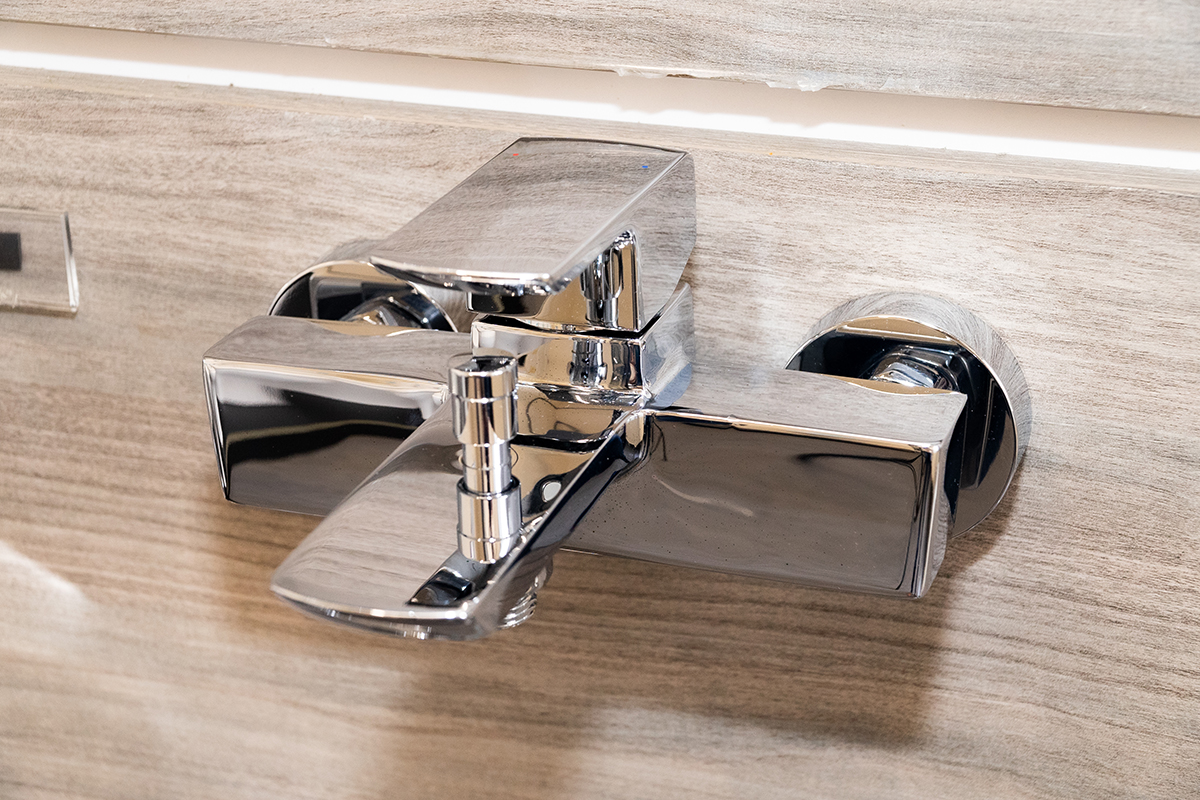 Củ sen tắm nóng lạnh TOTO TBG02302VA (TBG02302V) GR Series - 4
