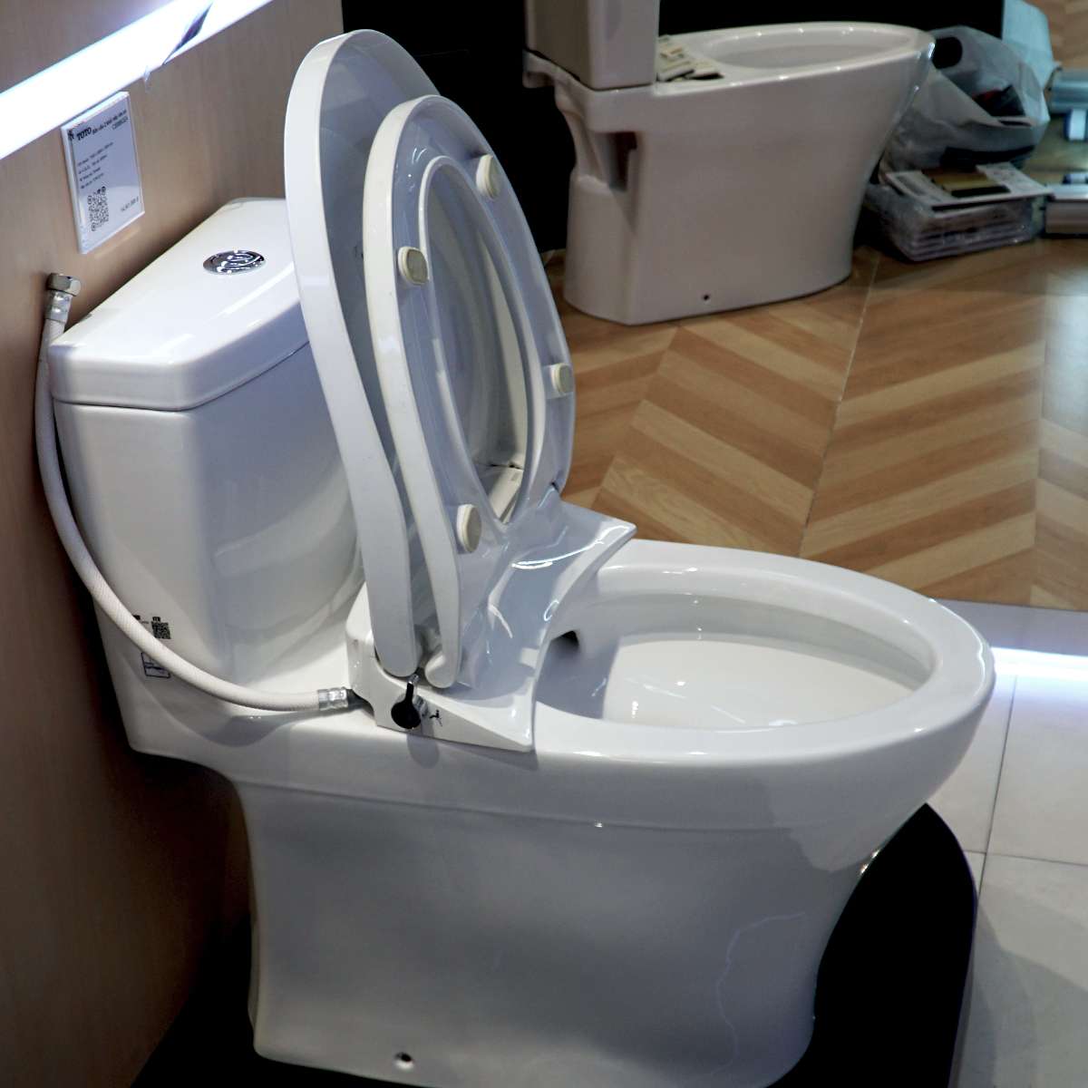 Bồn cầu TOTO MS889DRE2 1 khối nắp rửa cơ TCW07S - 11
