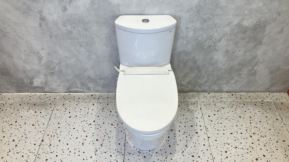 Bồn cầu TOTO CS838DE2 2 khối nắp rửa cơ TCW07S - 3