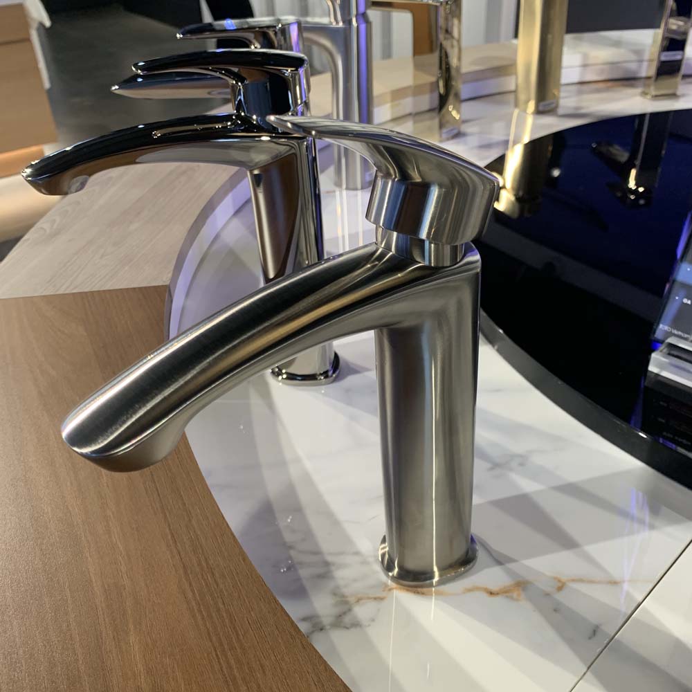 Vòi lavabo nóng lạnh GM TOTO TLG09303V - 12