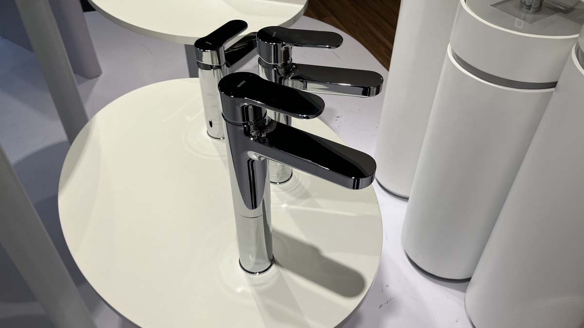 Vòi lavabo nóng lạnh TOTO TLS06305V - 3