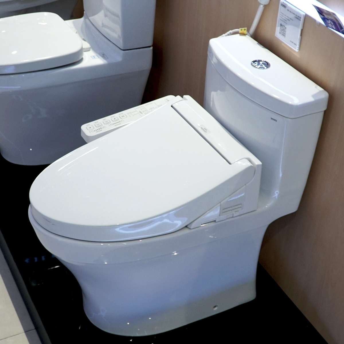 Bồn cầu TOTO MS889DRW16 1 khối nắp điện tử Washlet C2 TCF23410AAA - 2