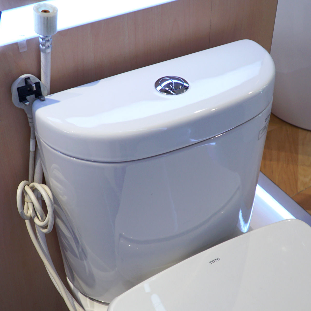 Bồn cầu TOTO CS325DRW11 2 khối nắp điện tử Washlet S7 TCF4911Z - 4