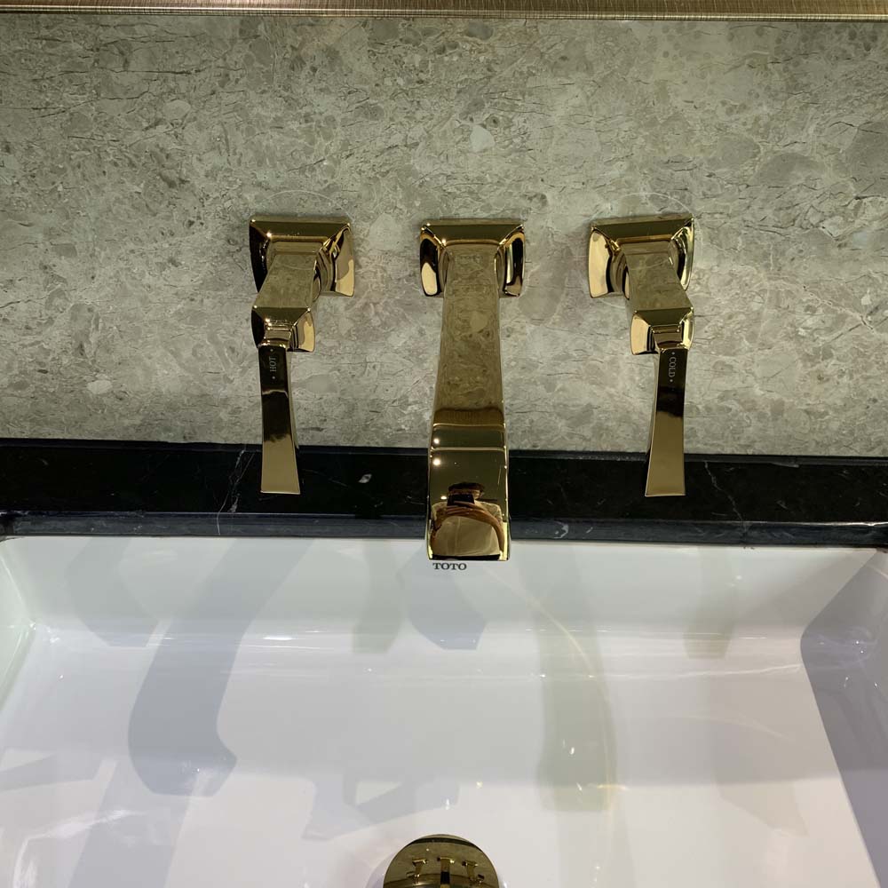 Vòi lavabo nóng lạnh gắn tường TOTO DLB202#PG - 3
