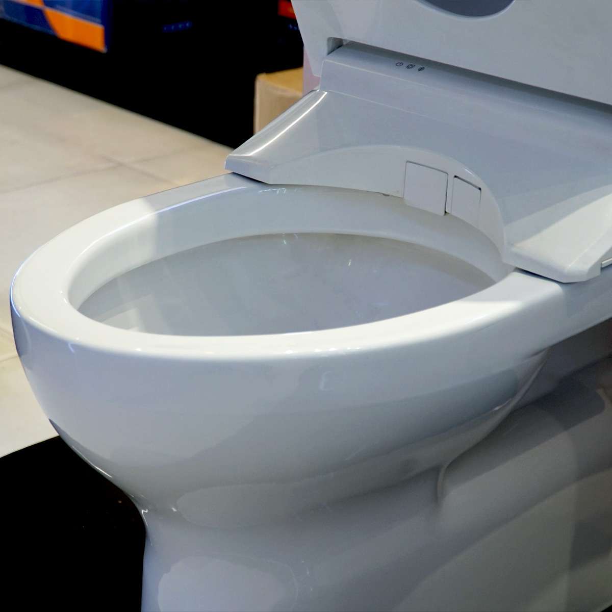 Bồn cầu TOTO CS302DW11 2 khối nắp điện tử Washlet S7 TCF4911Z - 8