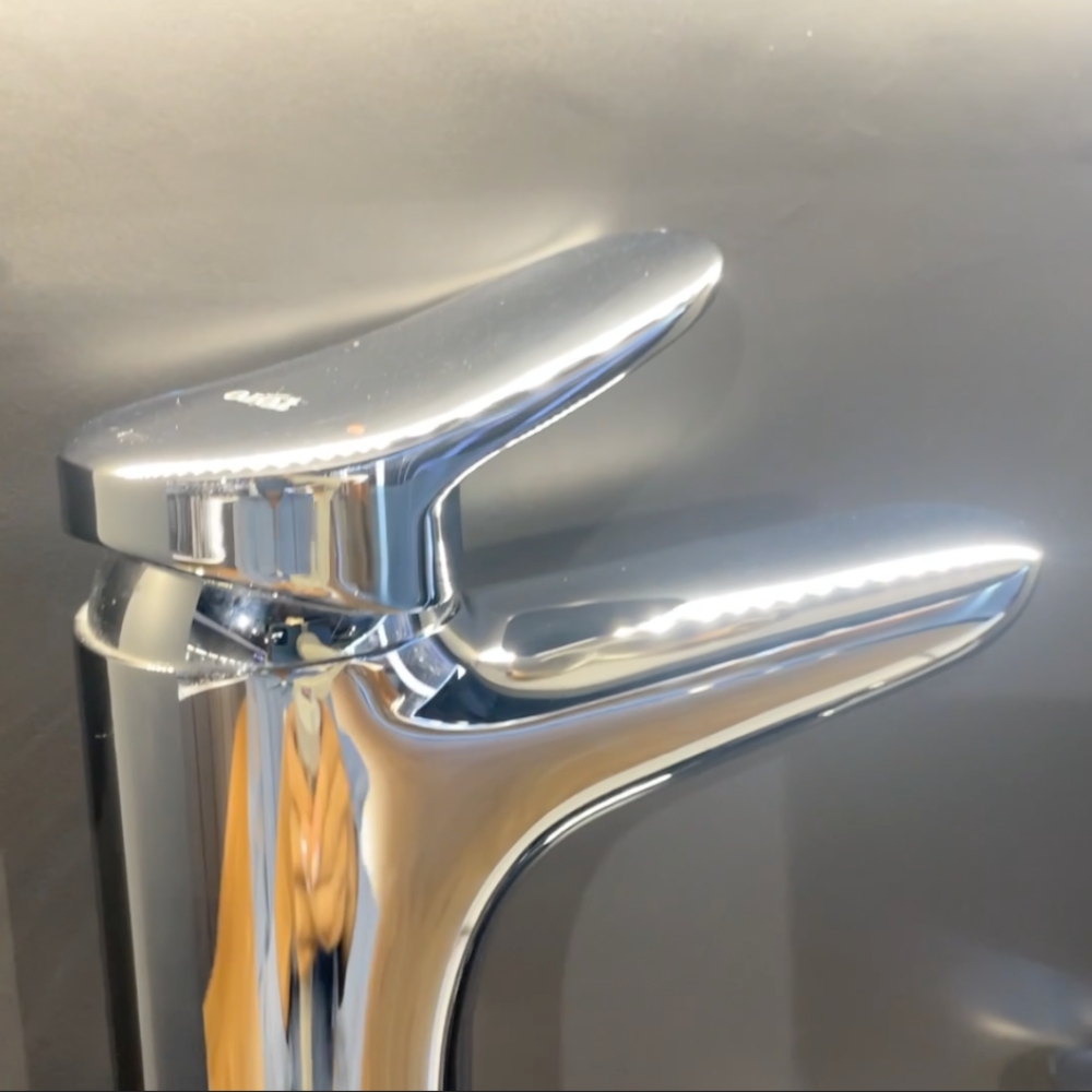 Vòi lavabo nóng lạnh LF TOTO TLS04306V - 9