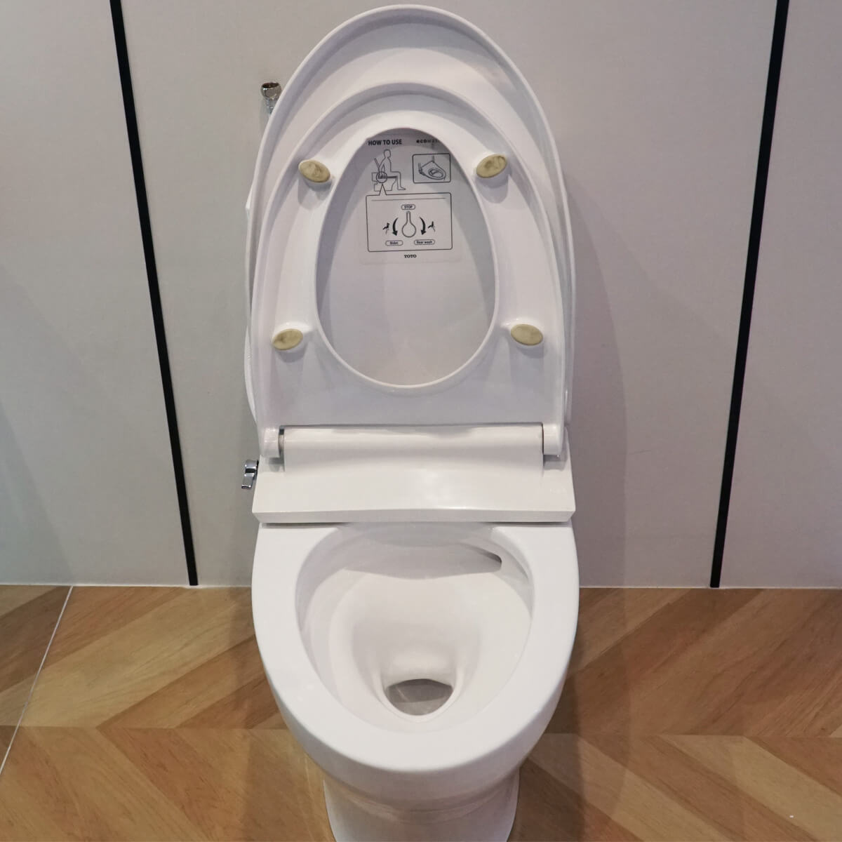 Bồn cầu TOTO CS326DE4 2 khối nắp rửa cơ TCW1211A - 10