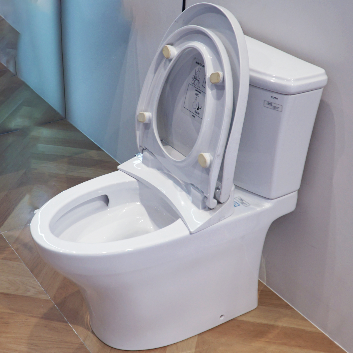 Bồn cầu TOTO CS986GE2 2 khối nắp rửa cơ TCW07S - 8