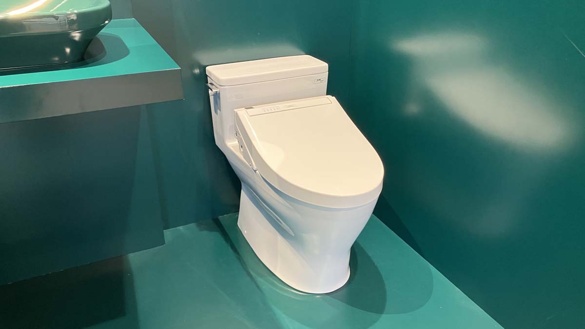 Bồn cầu TOTO MS188VKW14 T53P100VR 1 khối nắp điện tử Washlet C5 TCF24410AAA - 4