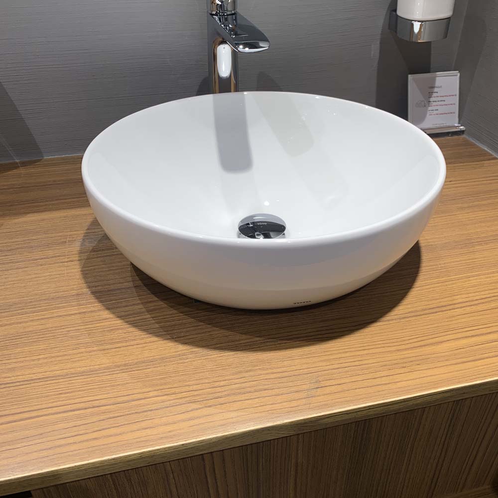 Chậu rửa lavabo đặt bàn TOTO LT1706 - 5