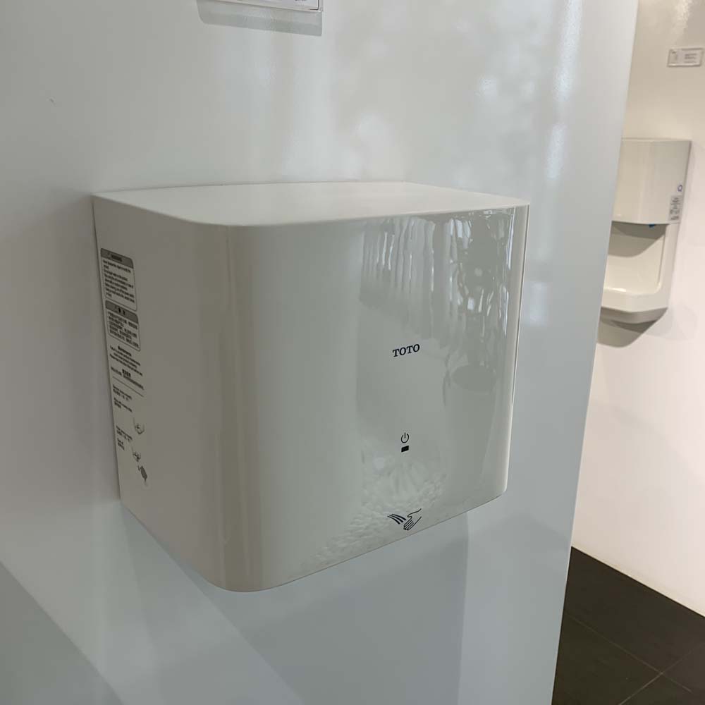 Máy sấy tay TOTO TYC122W - 2