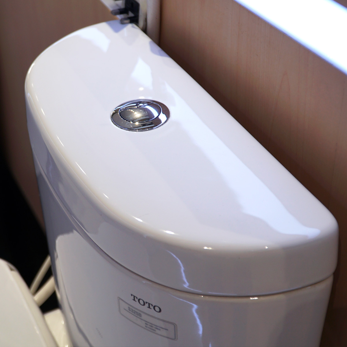 Bồn cầu TOTO CS325DRW11 2 khối nắp điện tử Washlet S7 TCF4911Z - 5