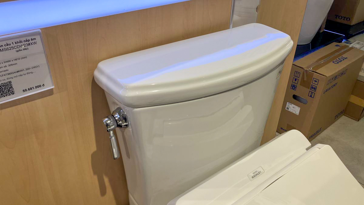 Bồn cầu TOTO CS986GW18 2 khối nắp điện tử TCF23710AAA Washlet C2 cơ bản - 6