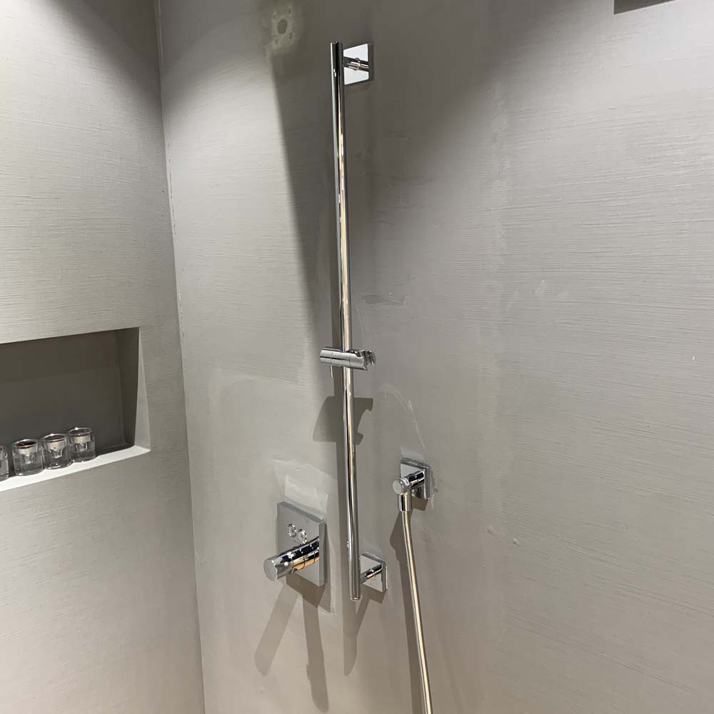 Thanh trượt sen tắm TOTO TBW02011B (959 mm) - 2