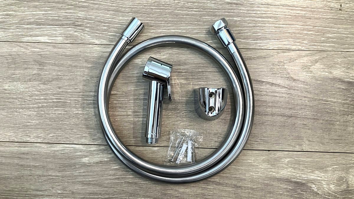 Vòi xịt vệ sinh TOTO TVCF202 - 2