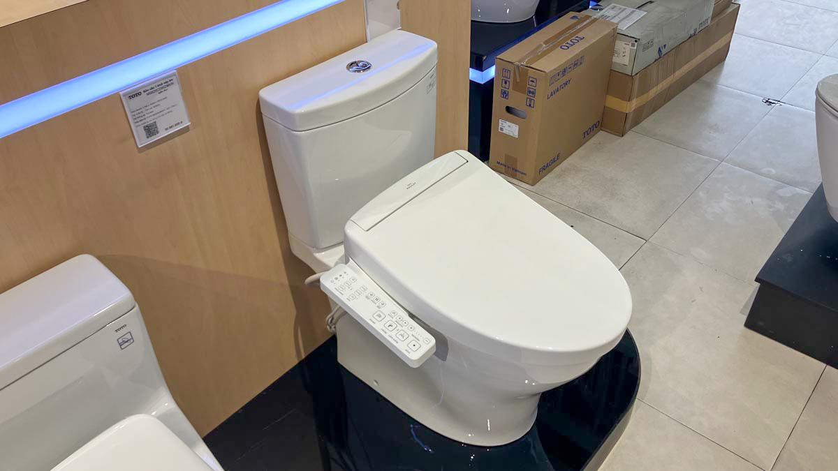 Bồn cầu TOTO CS769DRW24 2 khối nắp điện tử Washlet S2 TCF33461GAA - 3