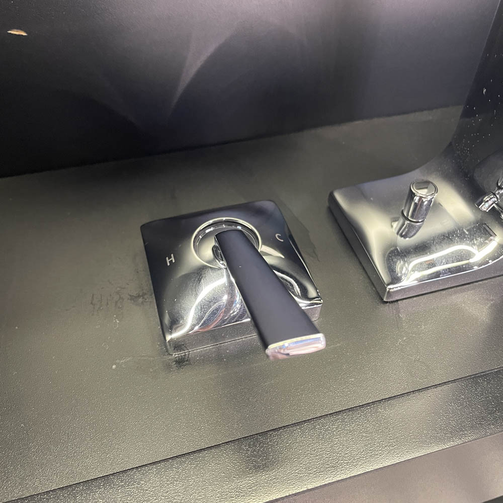 Vòi lavabo nóng lạnh ZL TOTO TLP02304B - 15