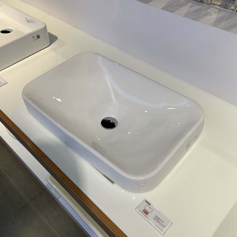 Chậu rửa lavabo đặt bàn TOTO LT5716 - 2