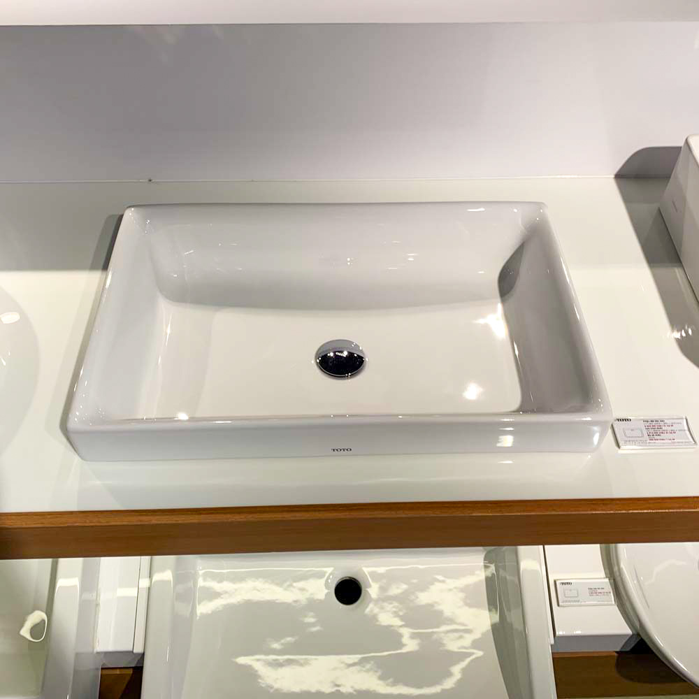 Chậu rửa lavabo đặt bàn TOTO L1716 - 3