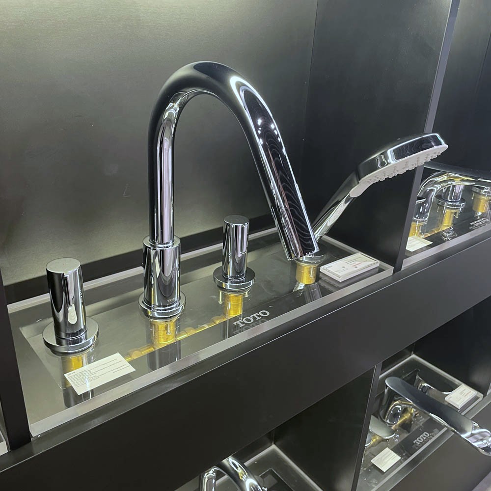 Vòi xả bồn tắm TOTO TBG11202A nóng lạnh kèm tay sen - 7