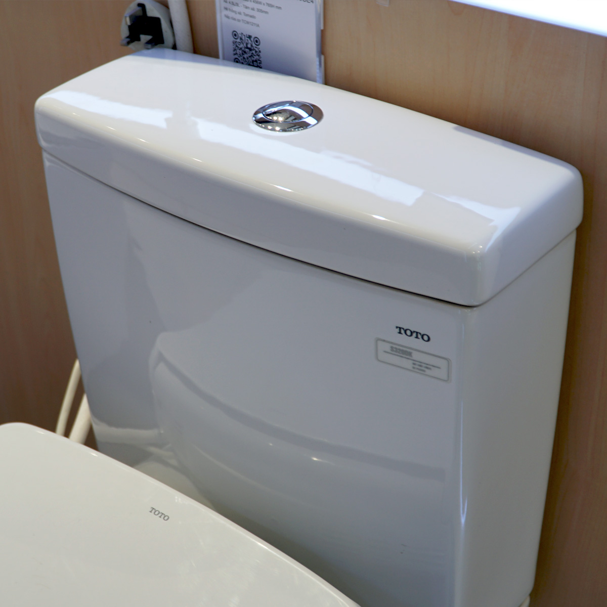 Bồn cầu TOTO CS320DRW11 2 khối nắp điện tử Washlet S7 TCF4911Z - 4