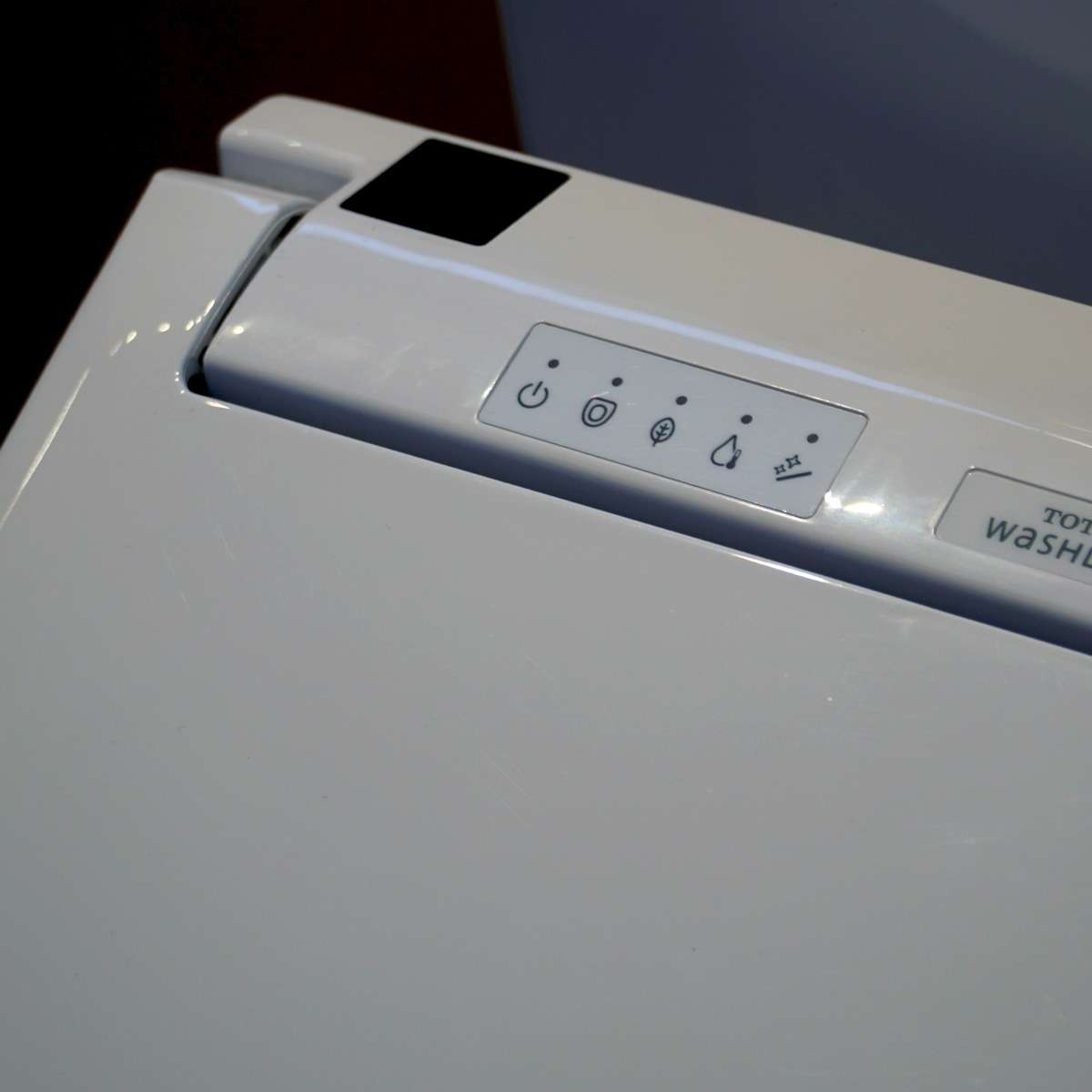 Bồn cầu TOTO MS885DW14 1 khối nắp điện tử Washlet C5 TCF24410AAA - 8