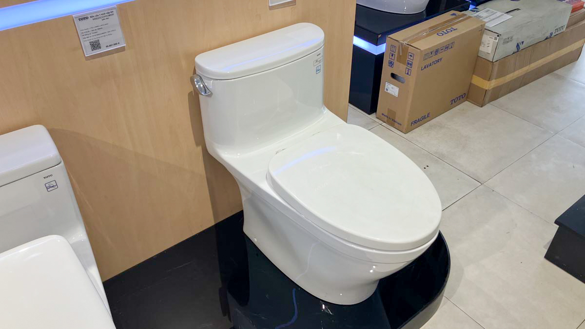 Bồn cầu 1 khối TOTO MS887RT3 nắp đóng êm TC385VS - 3