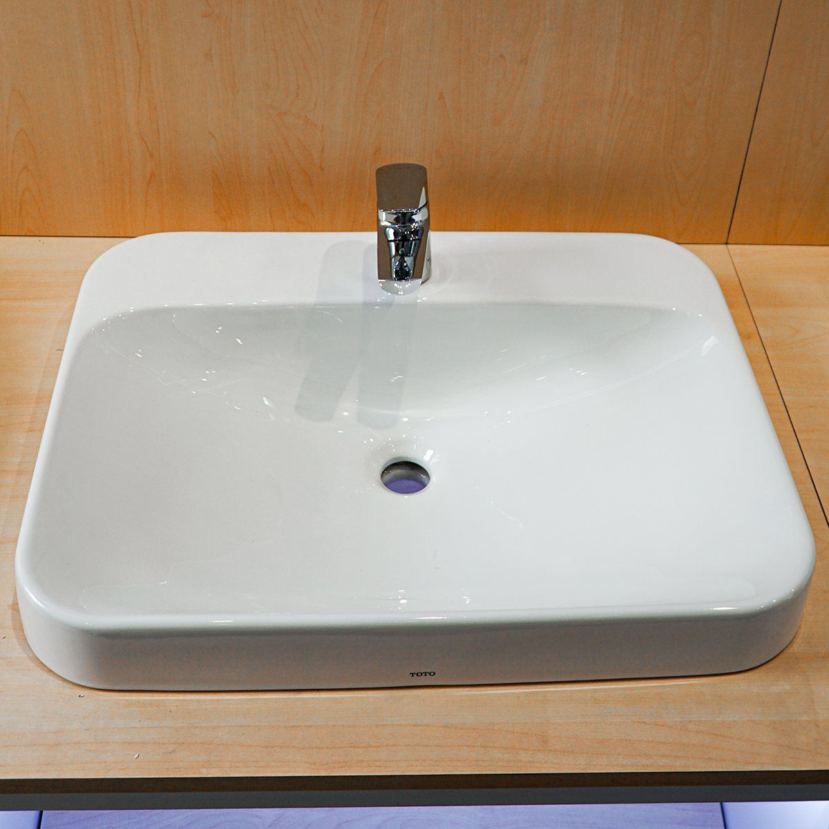 Chậu rửa lavabo đặt bàn TOTO LT5616C - 10