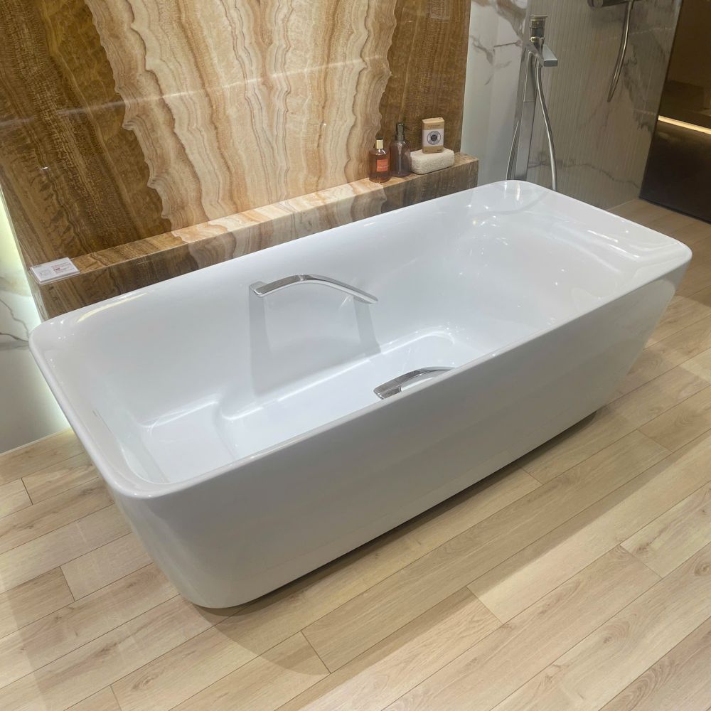 Bồn tắm đặt sàn TOTO PJY1724WHPWEN#GW GALALATO 1m7 tay vịn trắng bóng - 5