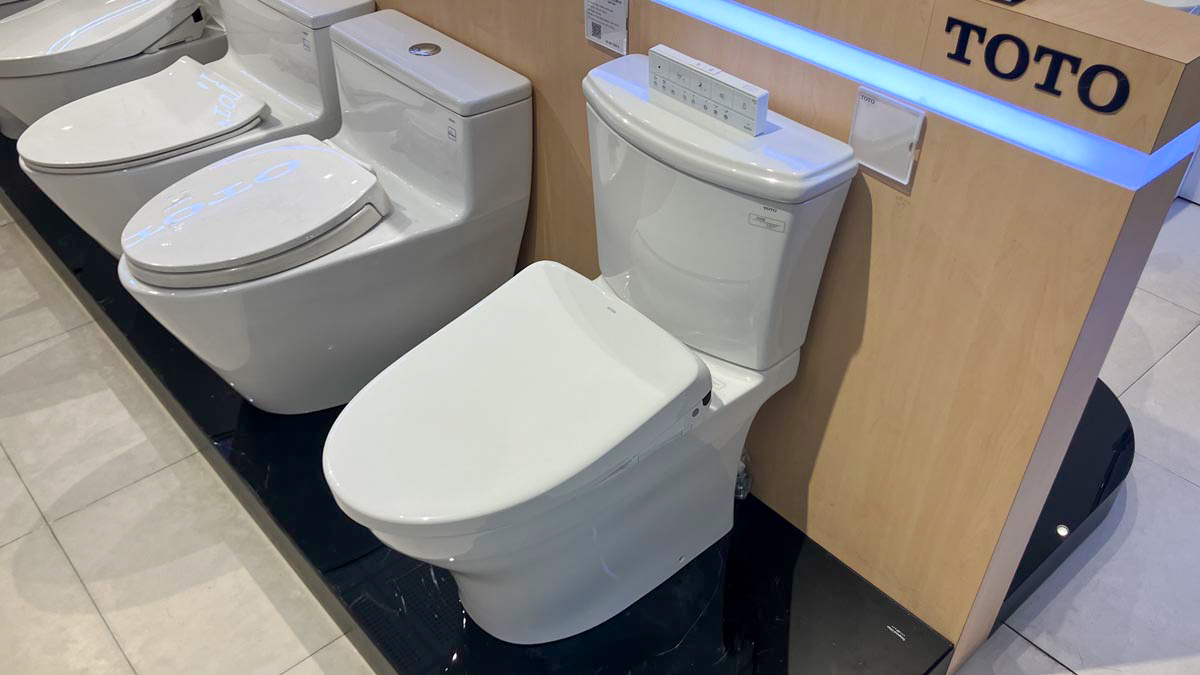 Bồn cầu TOTO CS986CGW23 2 khối nắp điện tử Washlet S7 TCF47360GAA giấu dây - 4