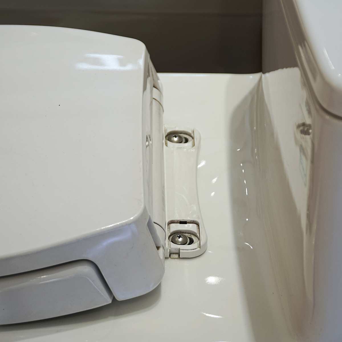 Bồn cầu 1 khối TOTO MS855DT2 nắp đóng êm TC393VS - 6