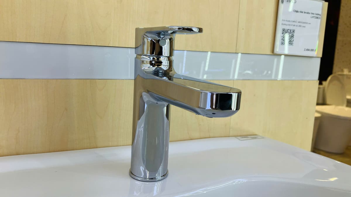 Vòi lavabo nóng lạnh TOTO TLS06301V1 - 3