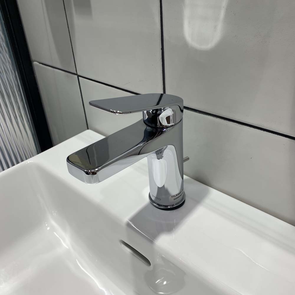 Vòi lavabo nóng lạnh Rei-S TOTO TTLR302F-1NR - 4
