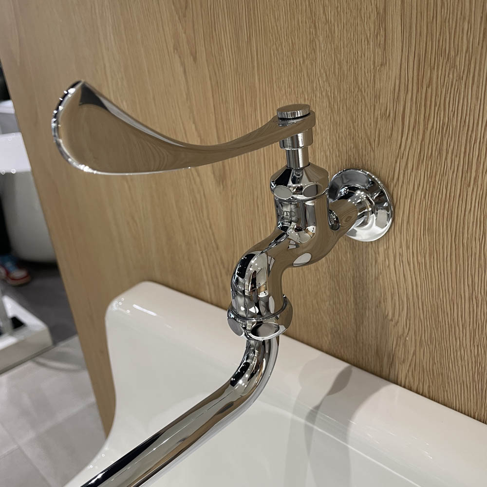 Vòi nước lạnh gắn tường TOTO T30ARQ13N - 3