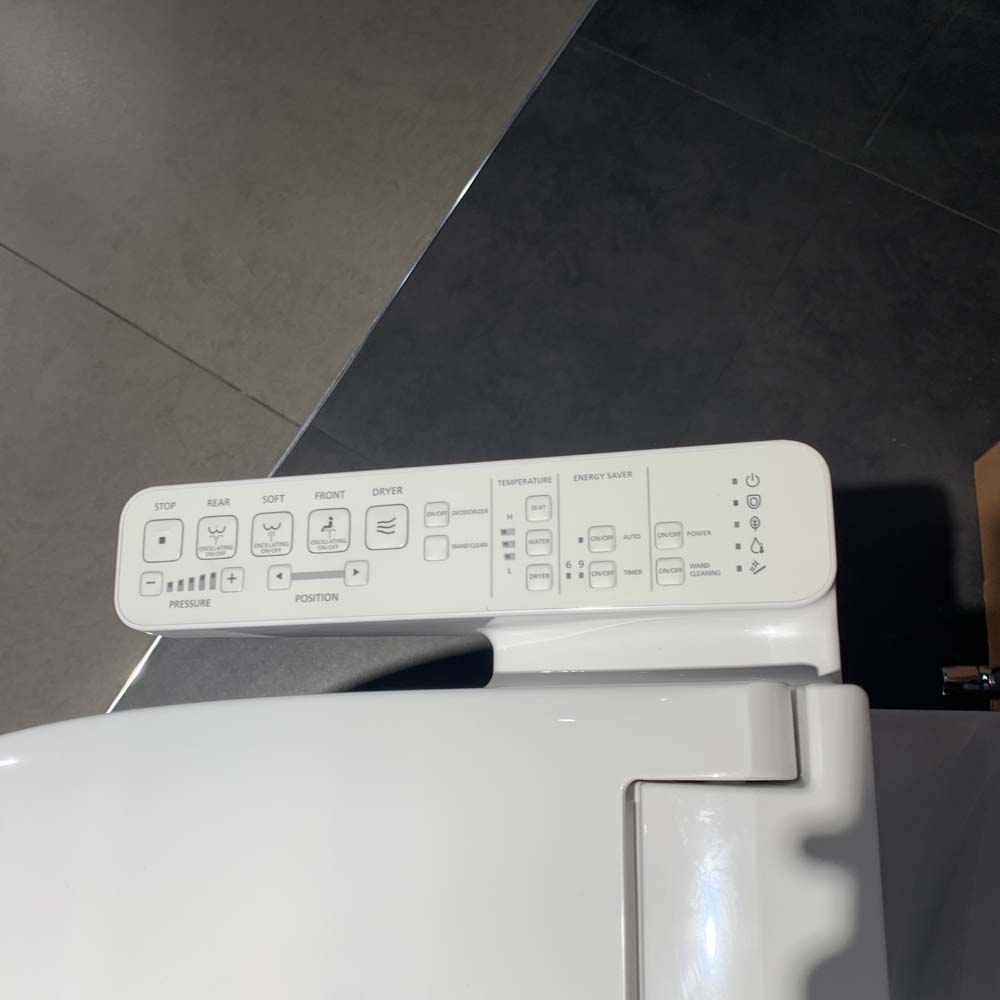 Bồn cầu TOTO CS838CDW17 2 khối nắp điện tử Washlet C2 TCF23460AAA giấu dây - 9