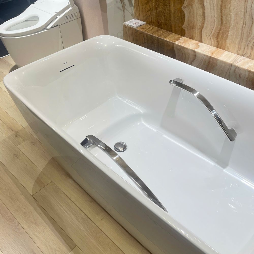 Bồn tắm đặt sàn TOTO PJY1724WHPWEN#GW GALALATO 1m7 tay vịn trắng bóng - 7