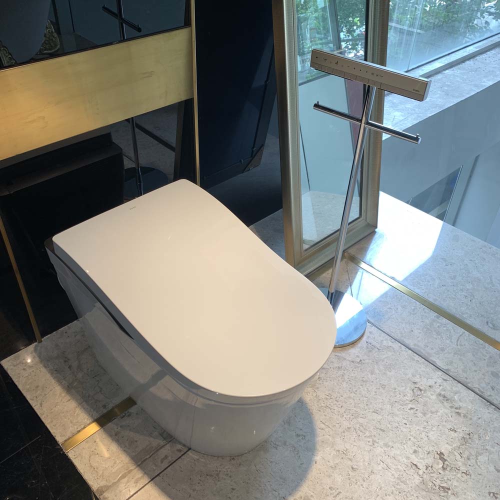 Bồn cầu thông minh Neorest LS TOTO CS911VT TCF87320GAA T53P100VR - 4