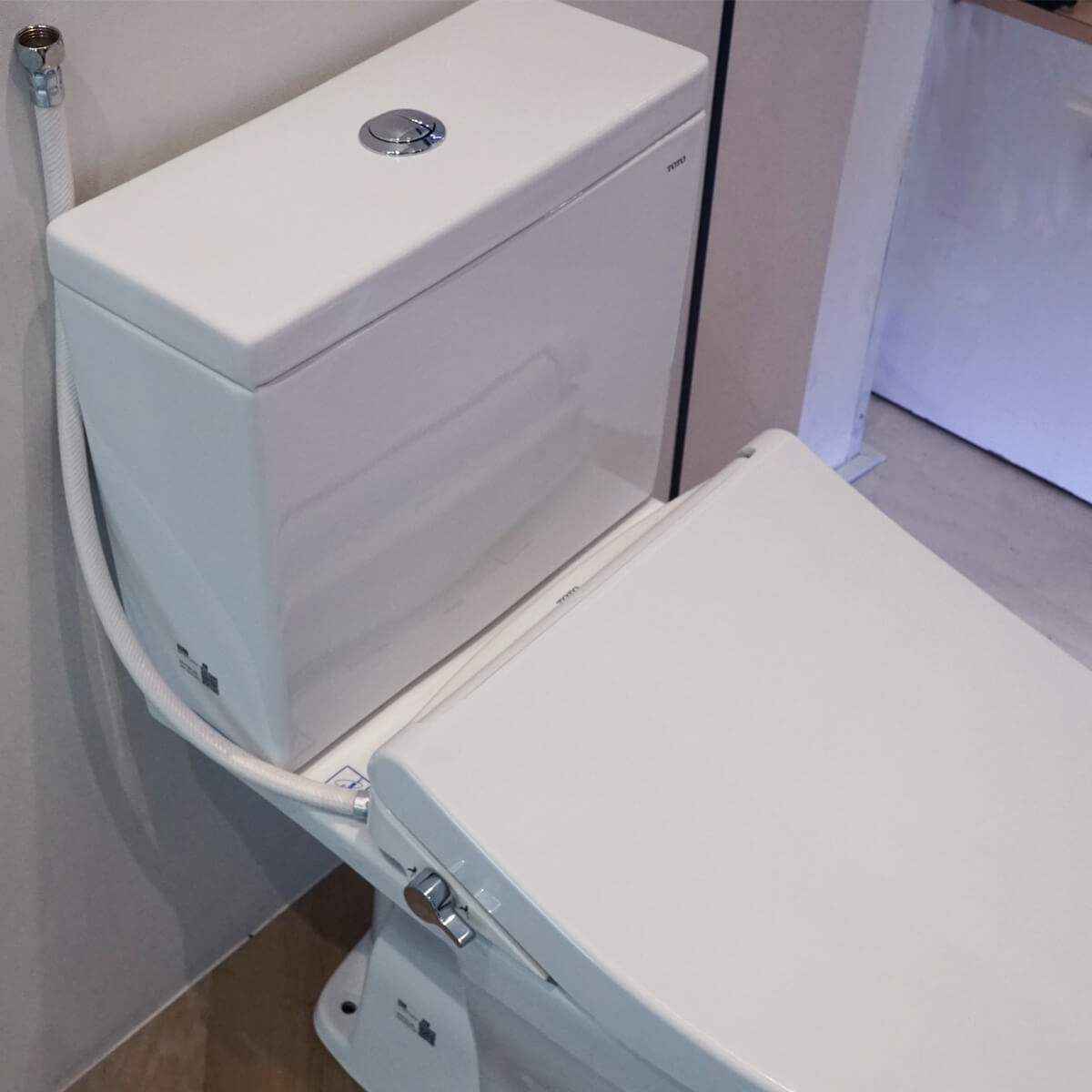 Bồn cầu TOTO CS326DE4 2 khối nắp rửa cơ TCW1211A - 5