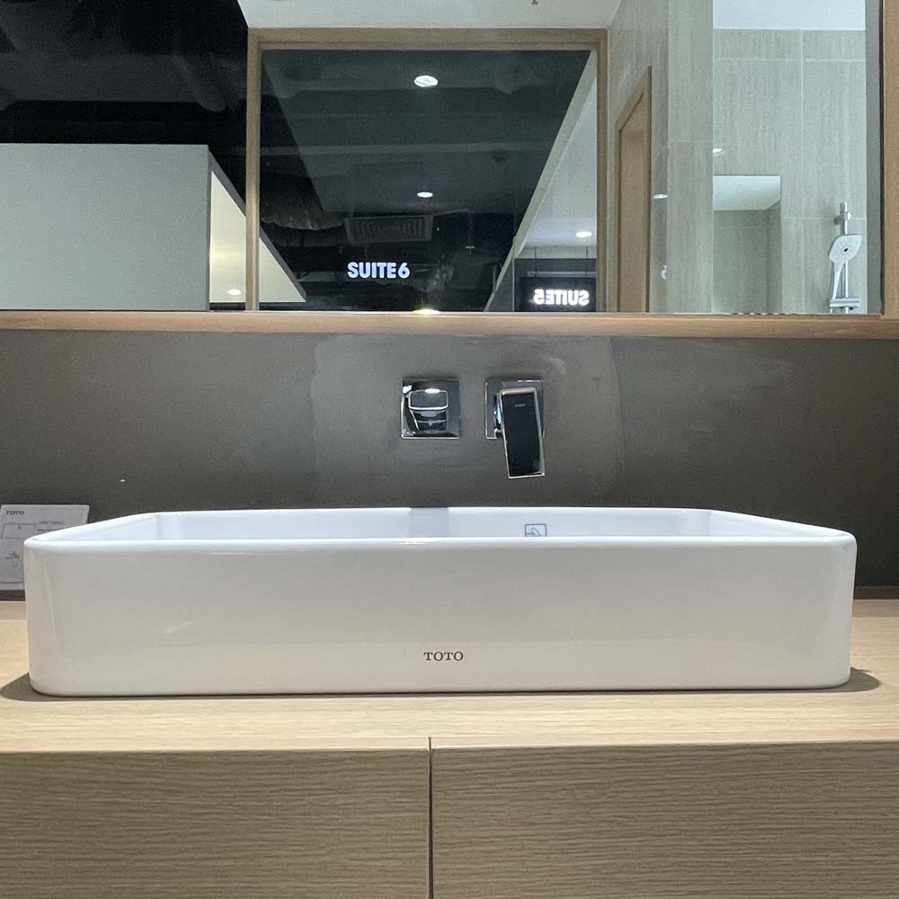 Chậu rửa lavabo đặt bàn TOTO LT952 - 5