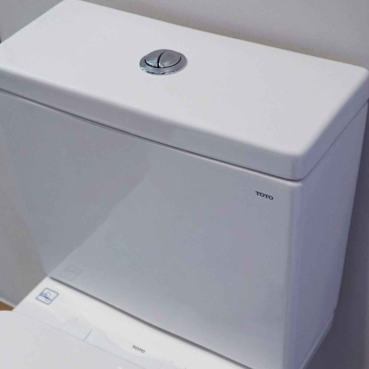 Bồn cầu TOTO CS326DW16 2 khối nắp điện tử Washlet C2 TCF23410AAA - 11