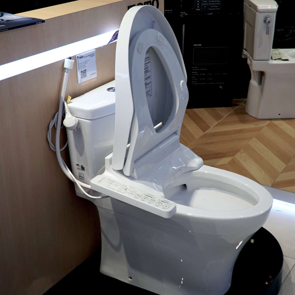 Bồn cầu TOTO MS889DRW16 1 khối nắp điện tử Washlet C2 TCF23410AAA - 10