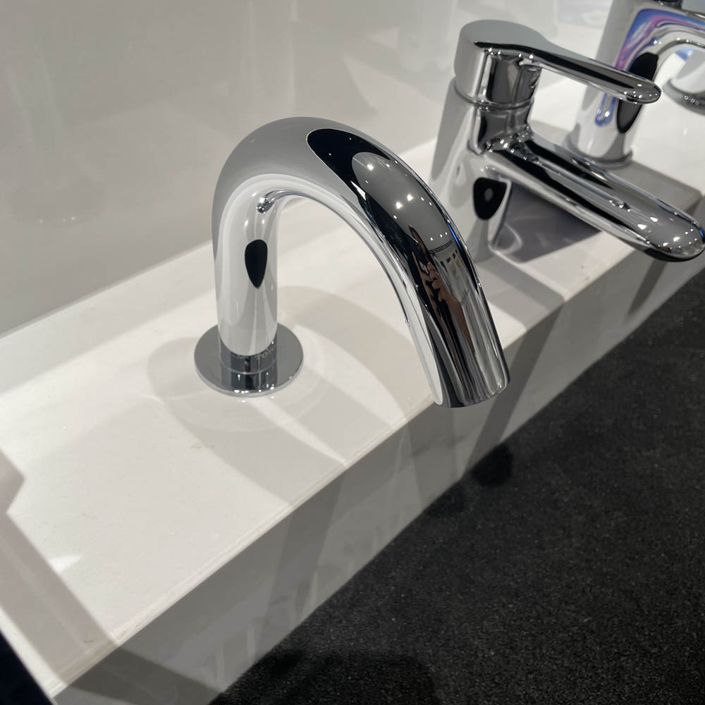 Vòi xịt xà phòng tự động TOTO TLK09001G - 7