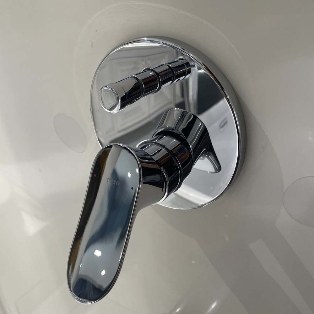 Van gật gù điều chỉnh nóng lạnh kèm nút chuyển hướng và phụ kiện âm tường TOTO TBG01304BA TBN01001B - 2
