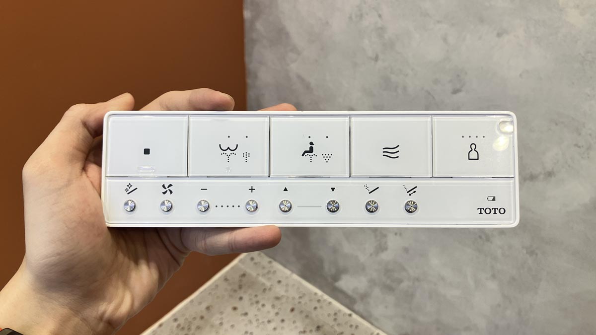 Bồn cầu TOTO CS838CDW23 2 khối nắp điện tử Washlet S7 TCF47360GAA giấu dây - 13
